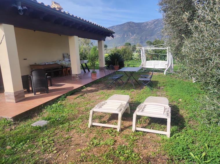 Cottage Su Merti Country إيغليزياس المظهر الخارجي الصورة